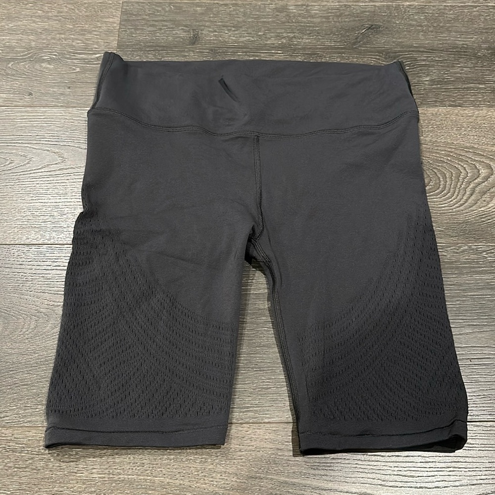 lululemon athletica Black Women's Bike Shorts